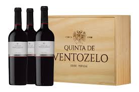 Quinta de Ventozelo Tinto Blend - Conjunto 3 garrafas c/ caixa madeira